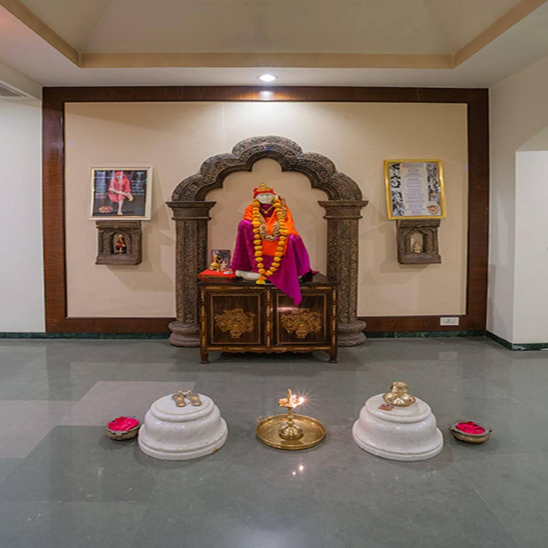 Renest Shraddha Inn - Shirdi Eksteriør billede
