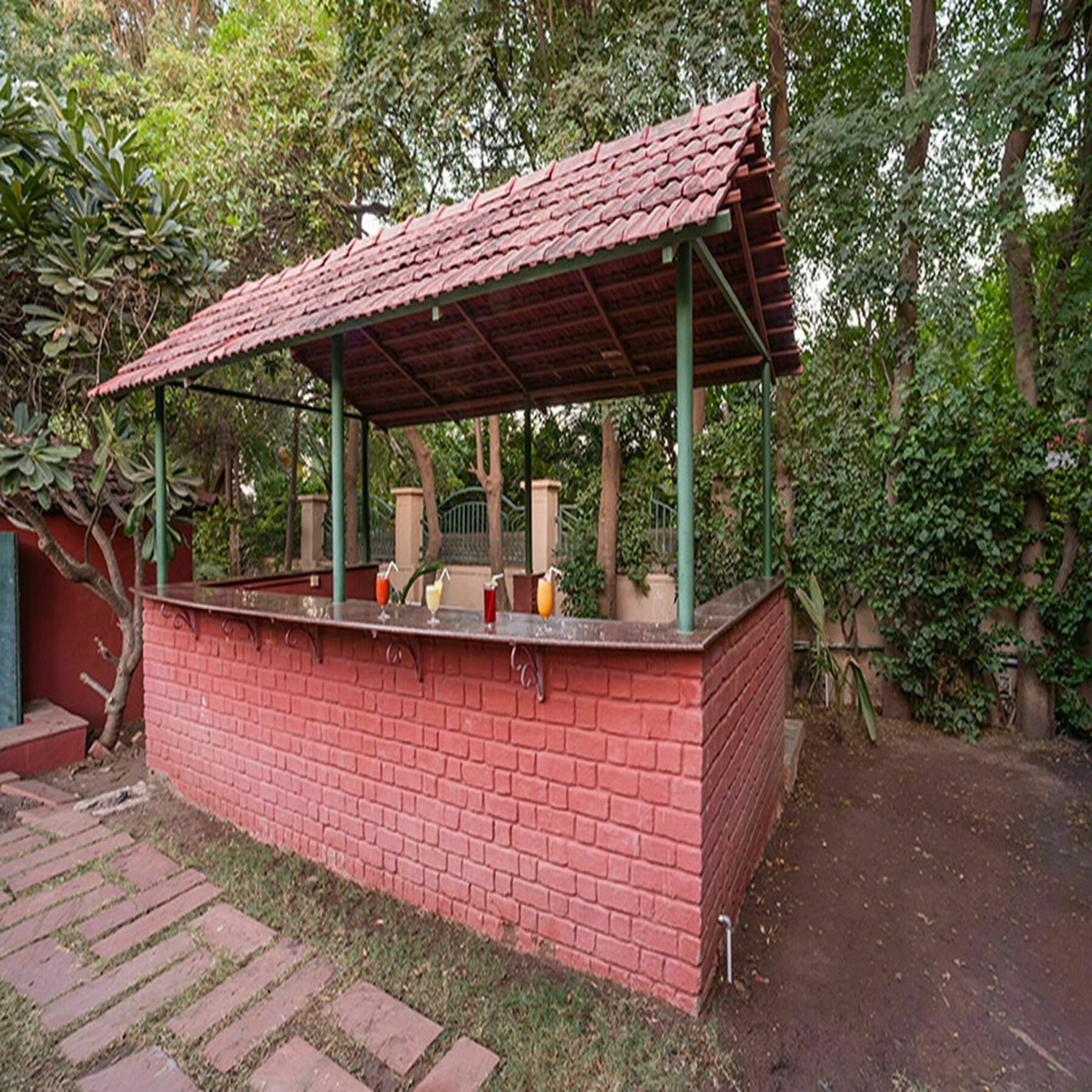 Renest Shraddha Inn - Shirdi Eksteriør billede